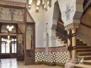 Façanes modernistes ocultes al cor de Mataró