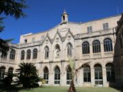 Mataró i Càritas signen un conveni per transformar la Llar Cabanellas en un espai comunitari