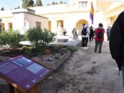 Un acte simbòlic al Cementiri dels Caputxins per dignificar les víctimes de la Guerra Civil