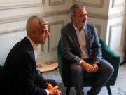 Collboni i l’alcalde de Londres comparteixen experiències en habitatge, canvi climàtic i transformació urbana