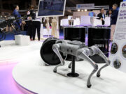 Robots quadrúpedes, pròtesis 3D i un braç cibernètic per a ampolles de cava, propostes catalanes a l’Advanced Factories
